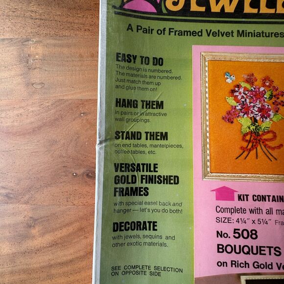 Vintage Jewelette No. 508 Bouquets Framed Gold Velvet Miniatures Craft Kit - Picture 2 of 6